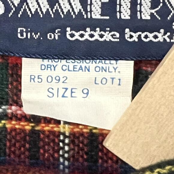 Vintage Kilt Plaid Skirt Womens Size 9 26W Red Tartan Button Wrap Wool Blend 90s - Picture 5 of 12